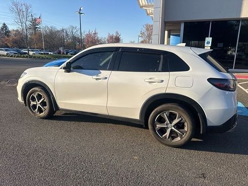 Used 2024 Honda HR-V EX-L image 4