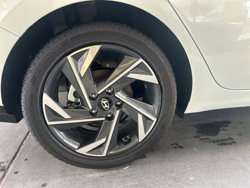 New 2026 Hyundai Elantra Limited w/ Cargo Package image 40
