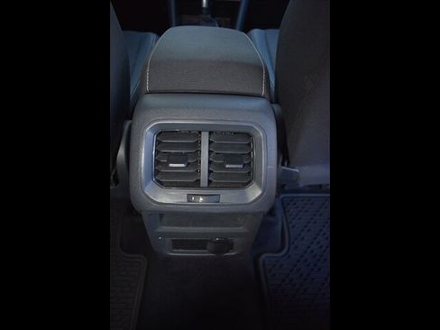 Used 2021 Volkswagen Tiguan S FWD image 31