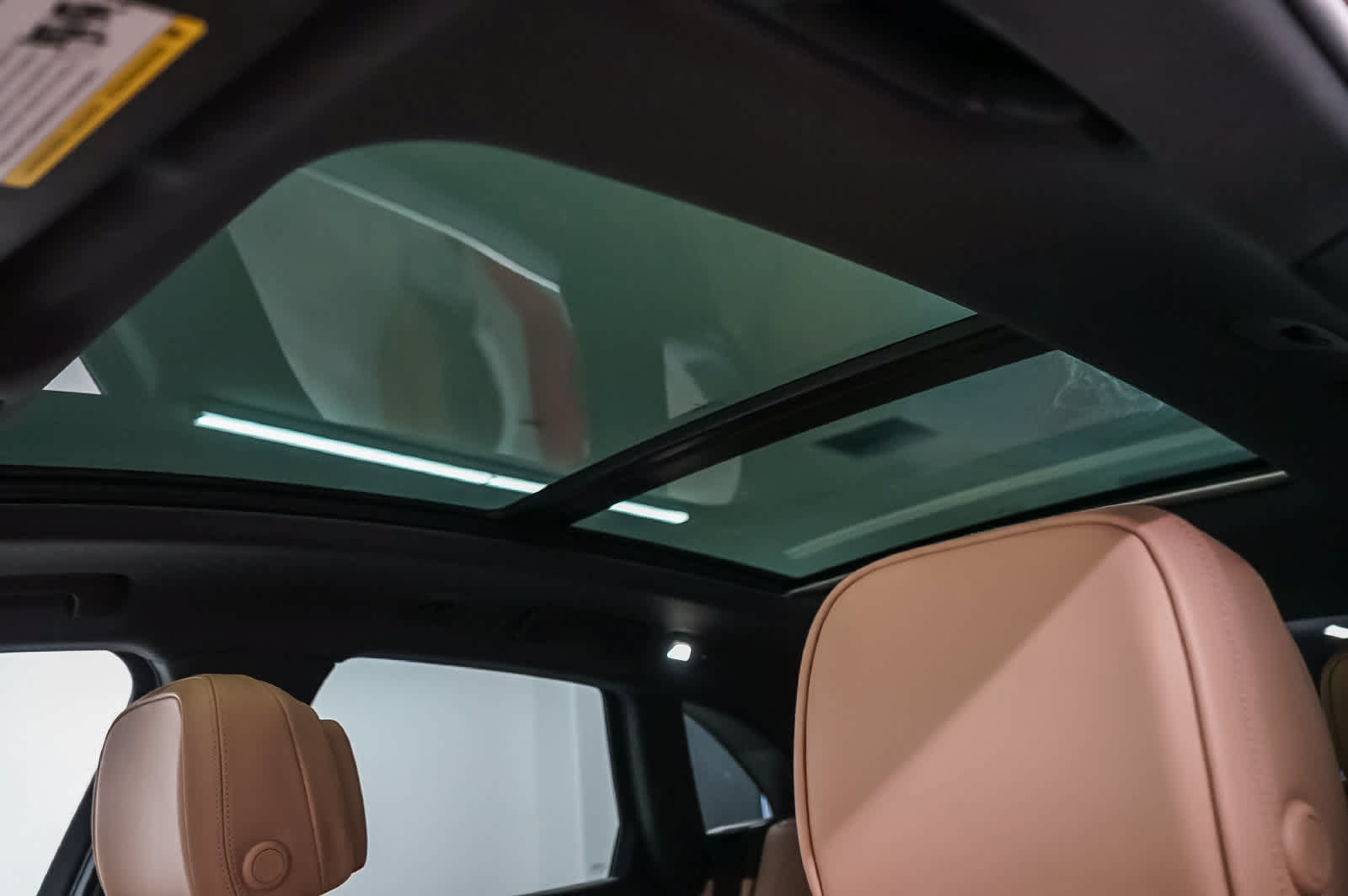 Certified 2026 Porsche Macan S AWD/4WD image 28