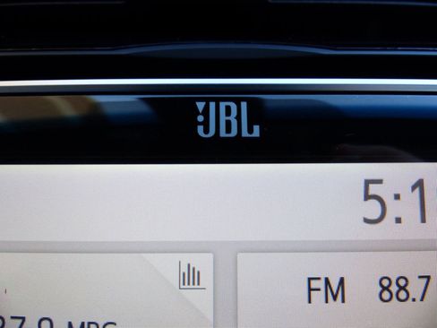 Used 2019 Toyota Camry XSE FWD image 56