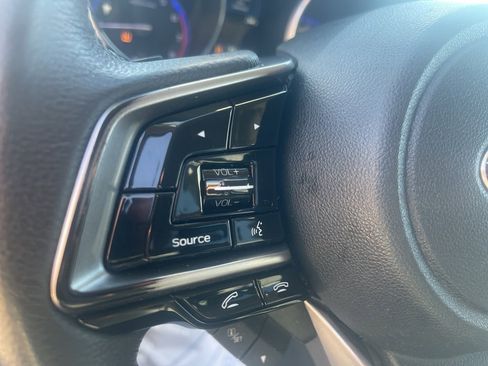 Used 2019 Subaru Outback 2.5i Limited image 12