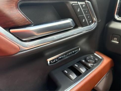Used 2023 GMC Sierra 1500 Denali Ultimate AWD/4WD image 16