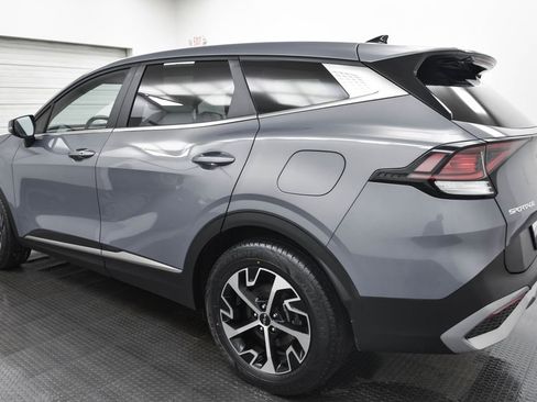 Used 2023 Kia Sportage EX image 5
