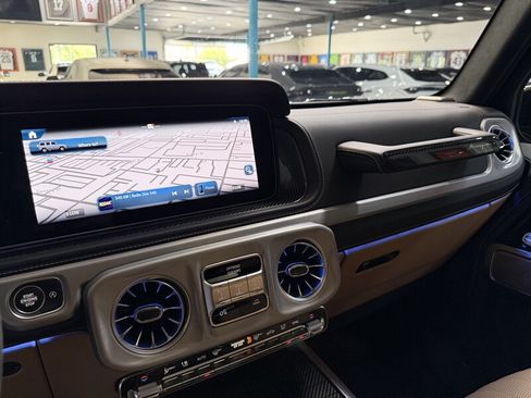 Used 2027 Mercedes-Benz G 63 AMG 4MATIC image 17
