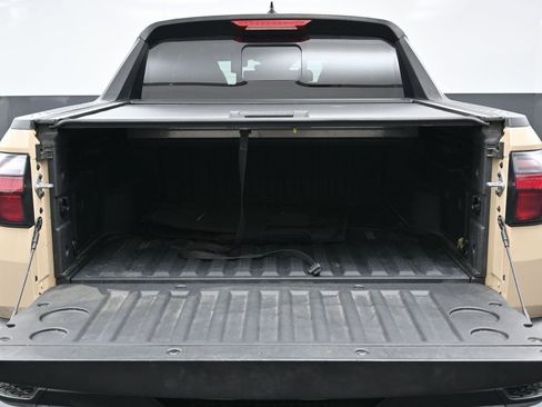 Used 2022 Hyundai Santa Cruz SEL Premium image 40