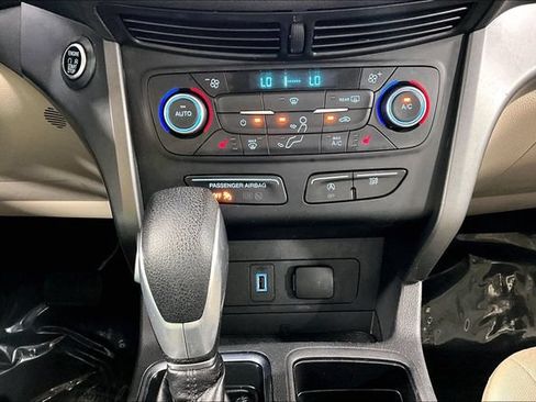 Used 2019 Ford Escape SE AWD/4WD image 15