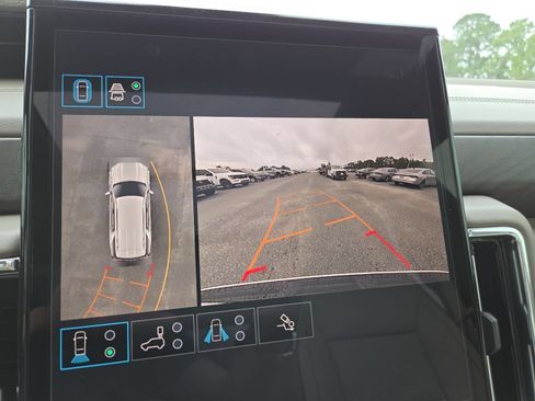 New 2026 GMC Yukon Denali w/ Advanced Technology Package AWD/4WD image 12