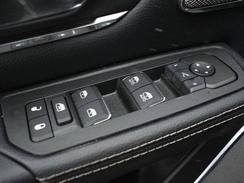 New 2026 RAM 1500 Laramie image 15