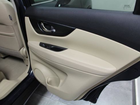 Used 2015 Nissan Rogue SL w/ SL Premium Package AWD/4WD image 29