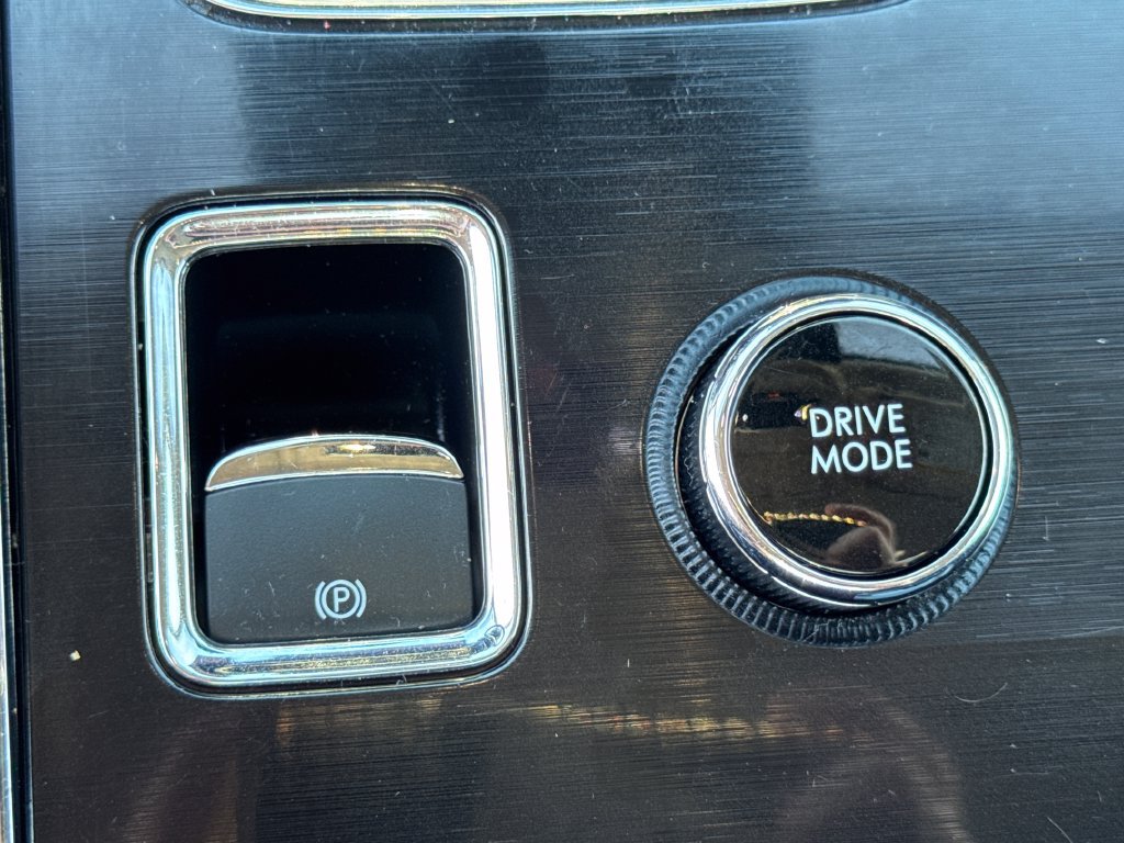 Used 2023 Lincoln Aviator AWD w/ Premium Package image 51