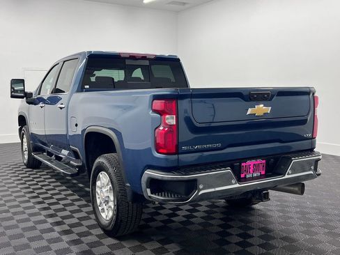 Used 2024 Chevrolet Silverado 3500 LTZ w/ LTZ Plus Package AWD/4WD image 3
