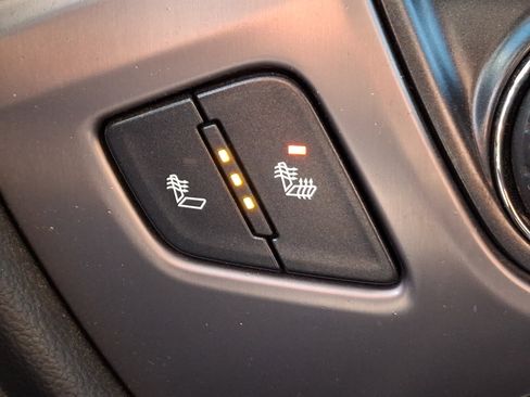 Used 2018 GMC Sierra 1500 SLT w/ All Terrain Package image 25