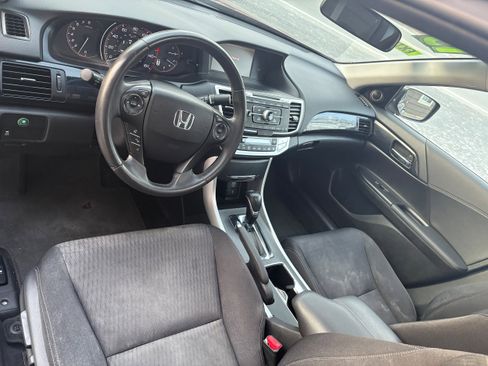 Used 2013 Honda Accord Sport image 10