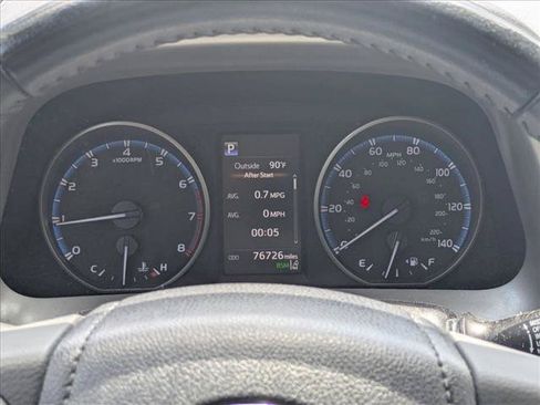 Used 2018 Toyota RAV4 XLE w/ Plus Extra Value Package FWD image 10