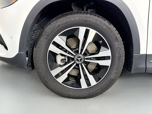 Used 2025 Mercedes-Benz GLA 250 image 28