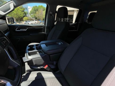 Used 2025 Chevrolet Silverado 1500 LT image 21