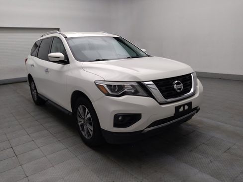Used 2020 Nissan Pathfinder SV FWD image 13