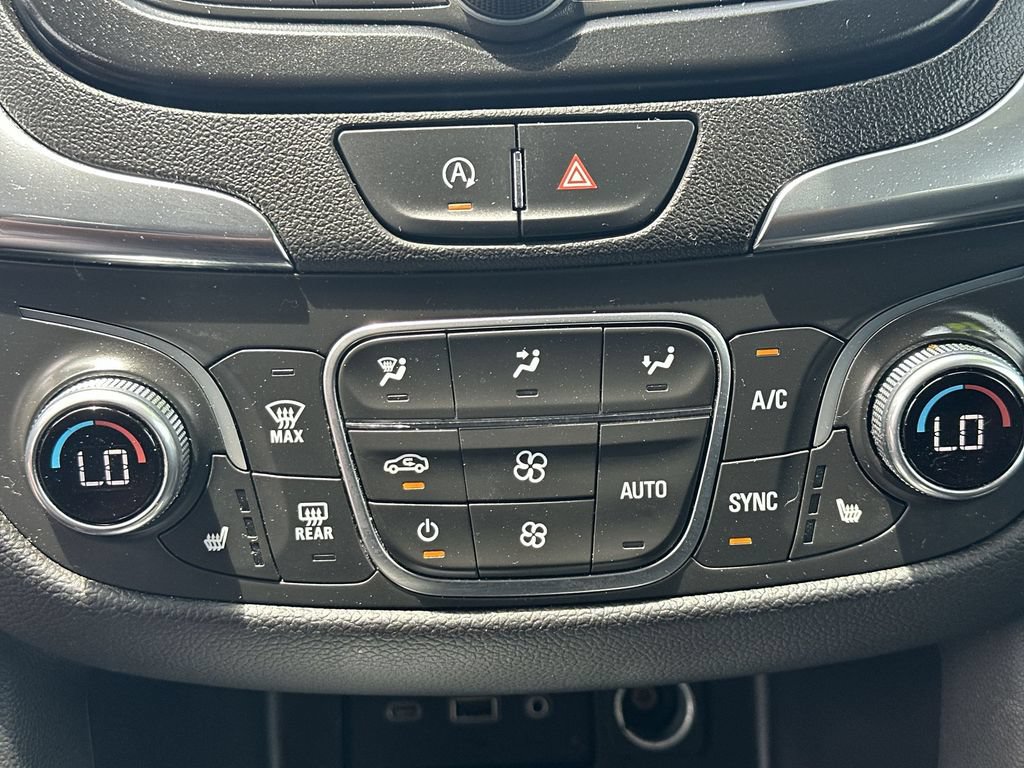 Used 2024 Chevrolet Equinox LT AWD/4WD image 28