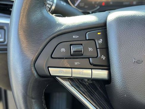 Used 2024 Cadillac XT6 Premium Luxury image 23