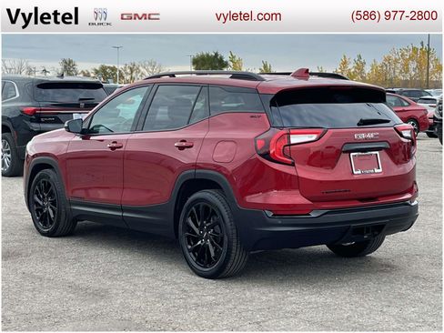 Certified 2023 GMC Terrain SLT w/ Elevation Edition image 4