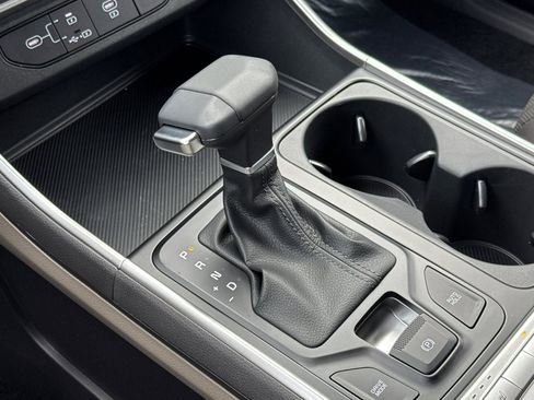 New 2026 Kia Carnival image 23