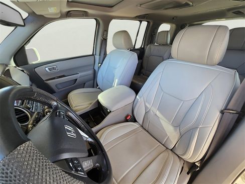Used 2015 Honda Pilot Touring image 5