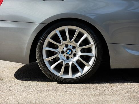 Used 2011 BMW 328i Convertible w/ M Sport Pkg image 13