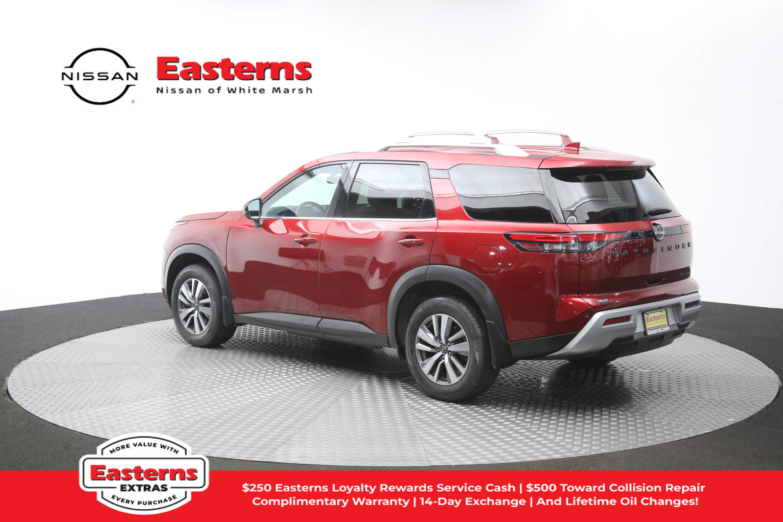 Used 2023 Nissan Pathfinder SL w/ Lighting Package (N92) AWD/4WD image 59
