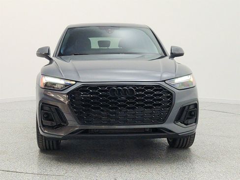 Used 2023 Audi Q5 2.0T Premium Plus w/ Premium Plus Package AWD/4WD image 2