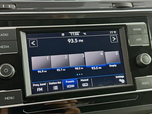 Used 2022 Volkswagen Tiguan S FWD image 21
