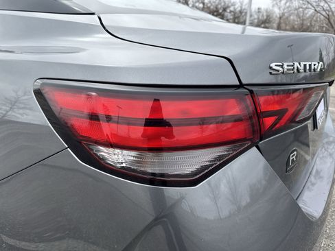 Used 2024 Nissan Sentra SV image 27