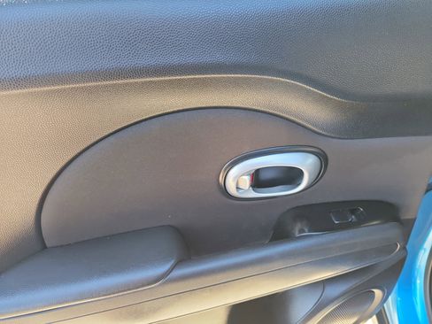 Used 2016 Kia Soul + w/ Designer's Package image 13