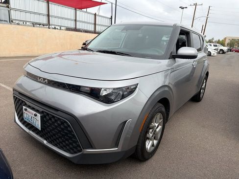 Used 2023 Kia Soul LX w/ Option Group 015 image 5