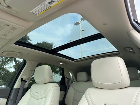 Used 2020 Cadillac XT5 Premium Luxury image 26