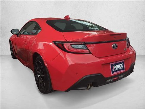 Certified 2023 Toyota GR86 image 7