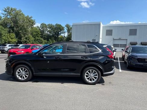 Used 2024 Honda CR-V EX-L image 9