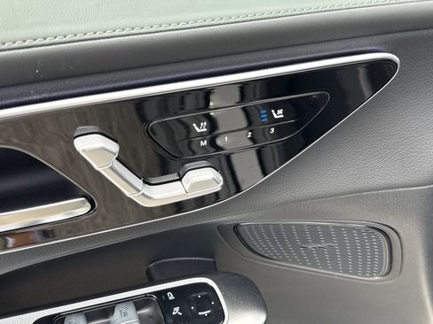 New 2026 Mercedes-Benz GLC 300 image 11