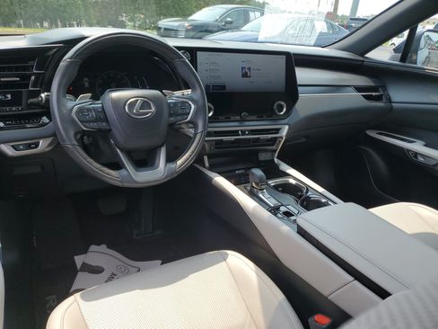Used 2024 Lexus RX 350h w/ Convenience Package AWD/4WD image 9