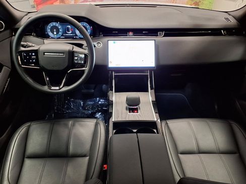 Used 2025 Land Rover Range Rover Evoque S AWD/4WD image 16