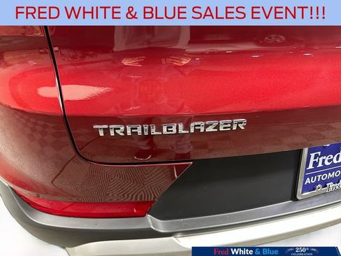 Used 2023 Chevrolet TrailBlazer LT w/ Convenience Package FWD image 26