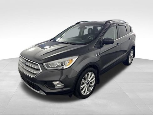 Used 2019 Ford Escape SEL FWD image 3