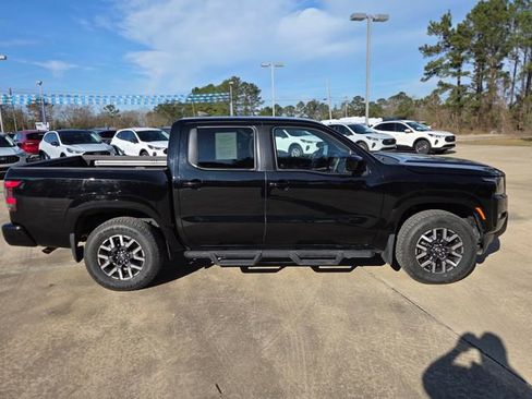 Used 2022 Nissan Frontier SV image 7