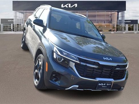 New 2026 Kia Seltos S image 9