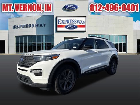 Used 2024 Ford Explorer XLT w/ Equipment Group 202A AWD/4WD image 1