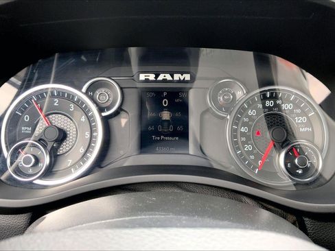 Used 2024 RAM 2500 Big Horn image 20