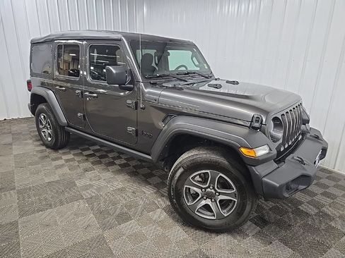 Used 2023 Jeep Wrangler Unlimited Sport AWD/4WD image 7