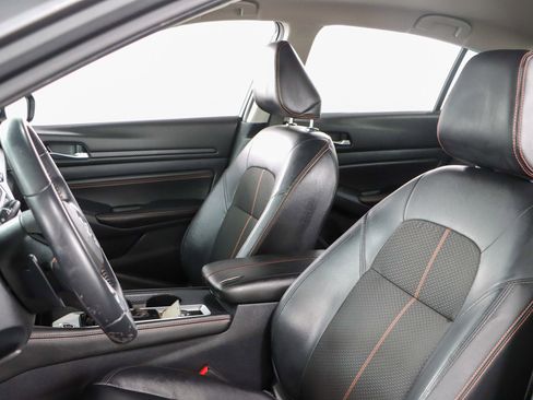 Used 2020 Nissan Altima 2.5 SR FWD image 21