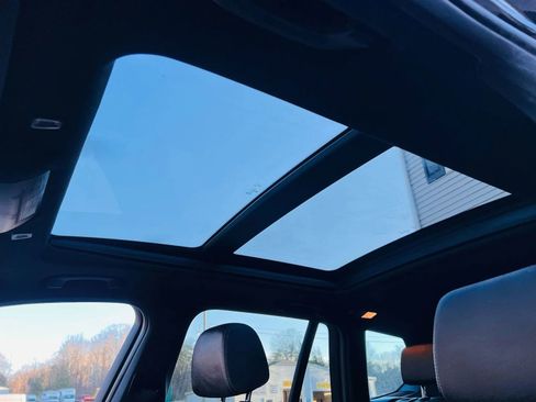 Used 2017 BMW X3 xDrive28i image 38