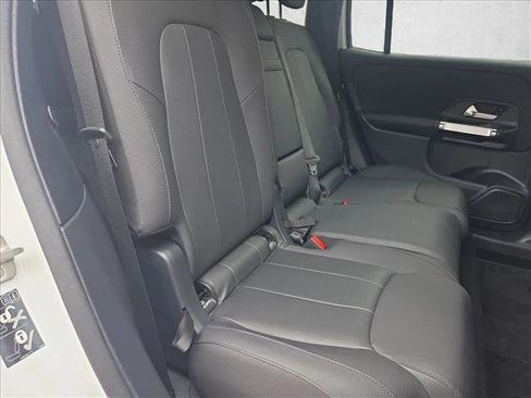 Certified 2025 Mercedes-Benz GLB 250 image 17